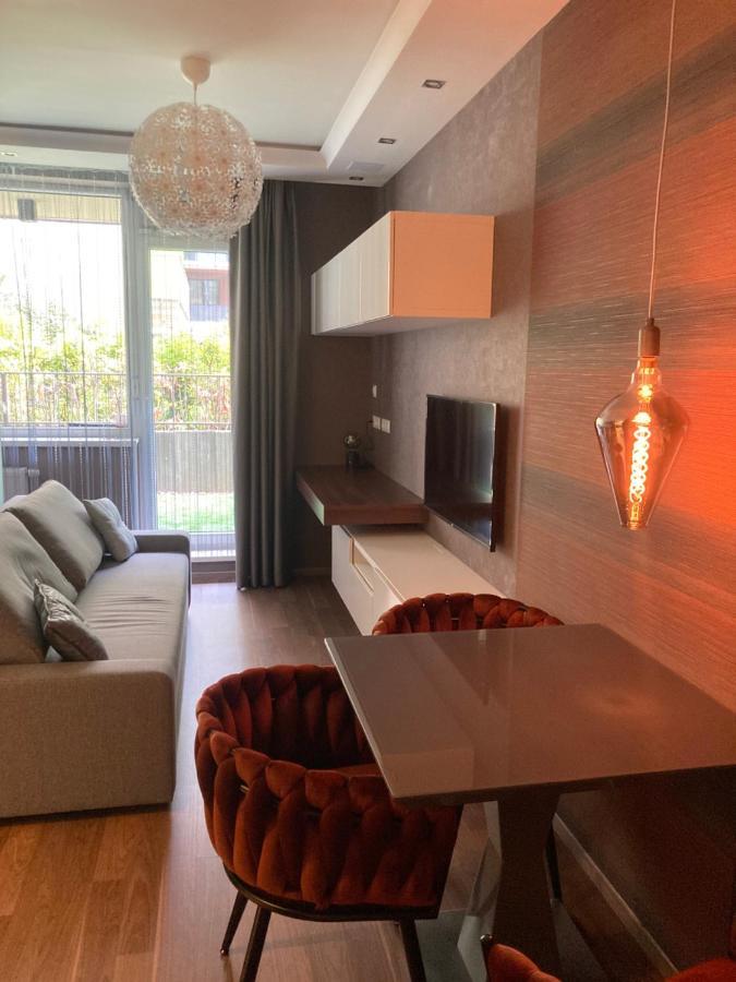 Corvin Luxury White Budapest Exterior photo