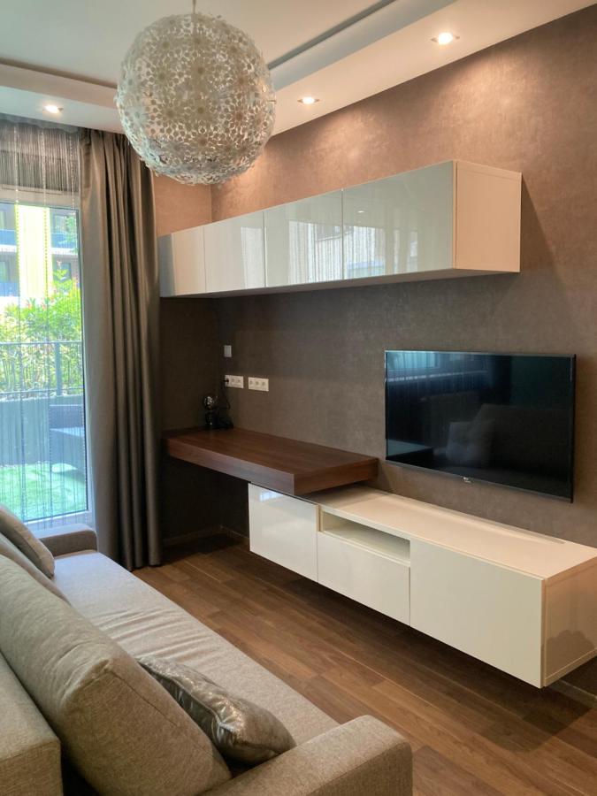 Corvin Luxury White Budapest Exterior photo
